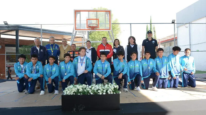 Los futbolistas lograron el campeonato nacional en los Juegos Deportivos Nacionales Escolares.